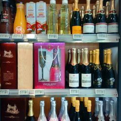 1919酒类直供连锁超市(杭州新风路店)